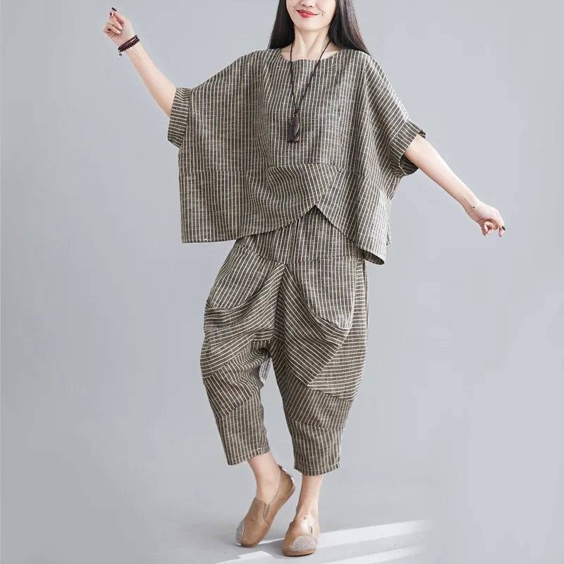 Summer Minimalist Stripe Batwing Top & High-Waist Cropped Pants Set – Casual Comfort for Women